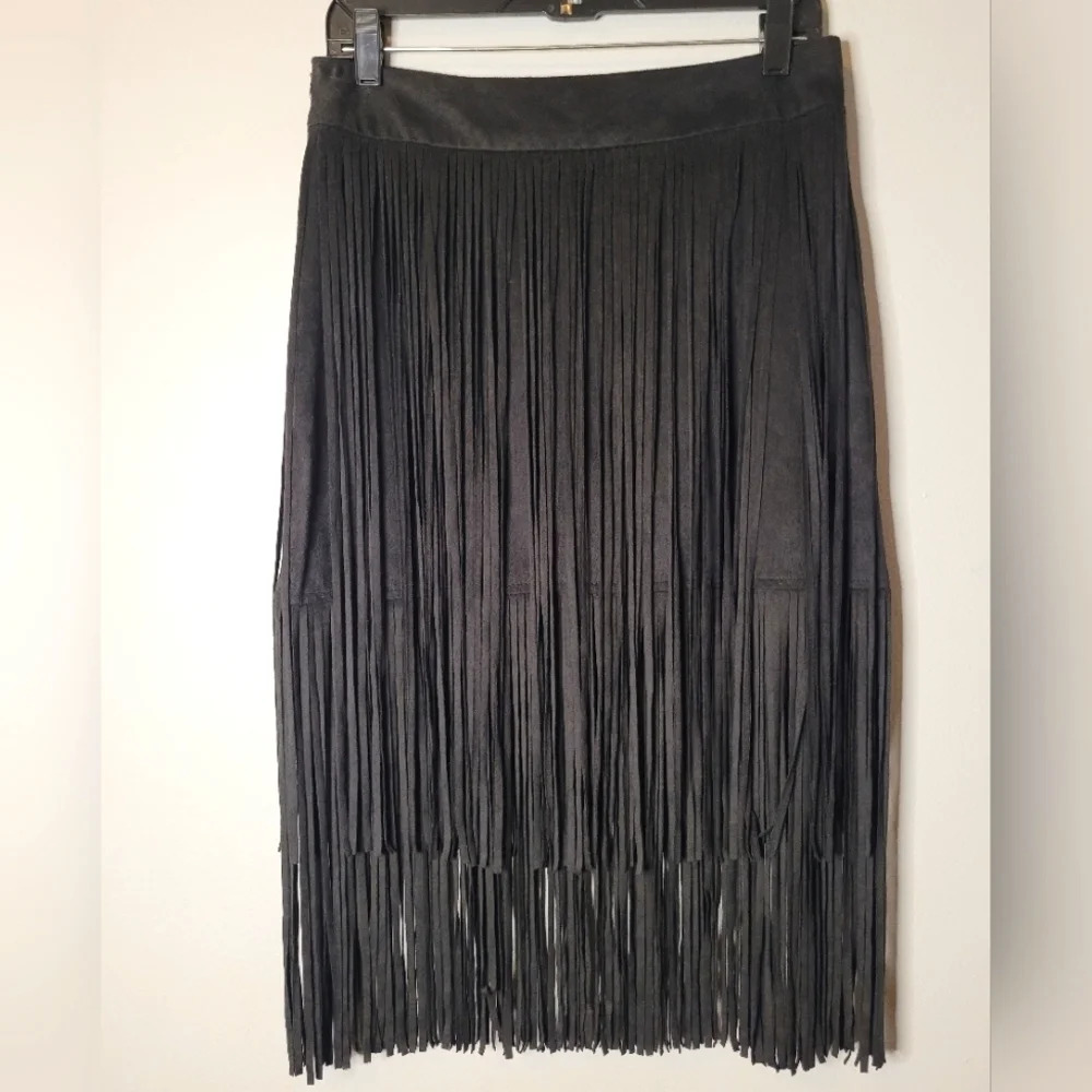 ZARA Black faux suede tiered fringed Harlem Nights Rita Hayworth skirt, size M
